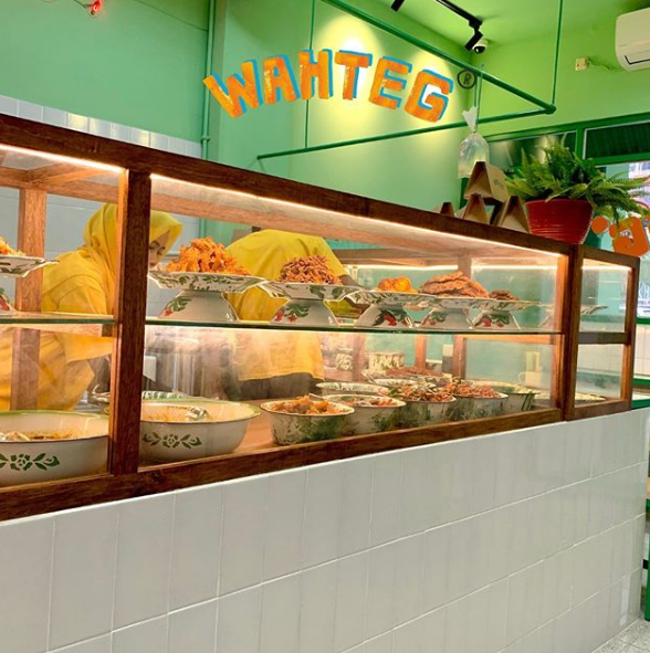 Warteg Daan: Simple Meals That Grace Gatot Subroto Street